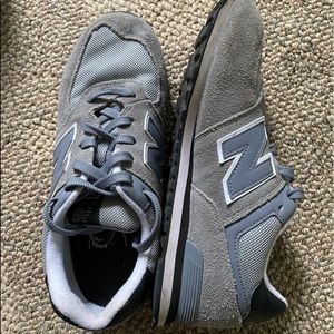 New Balance Classic 547 Mens Size 7, Women’s 8.5